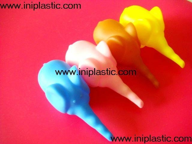 we provide plastic spare die spare dice white dice PVC elephant  rubber air pump 5