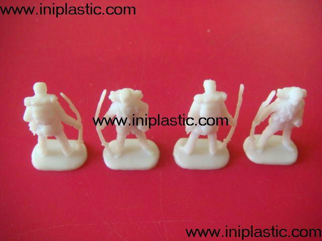 we are an educational toys plant makes cylinder pawns plastic pawns plastic pion 2