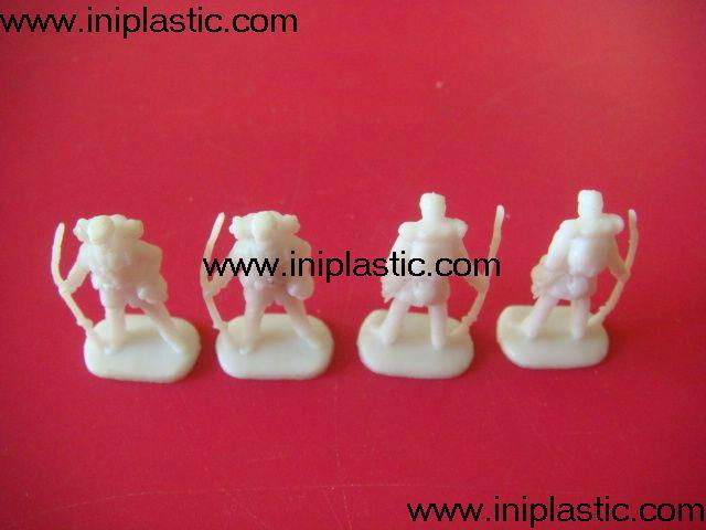 we are an educational toys plant makes cylinder pawns plastic pawns plastic pion 4