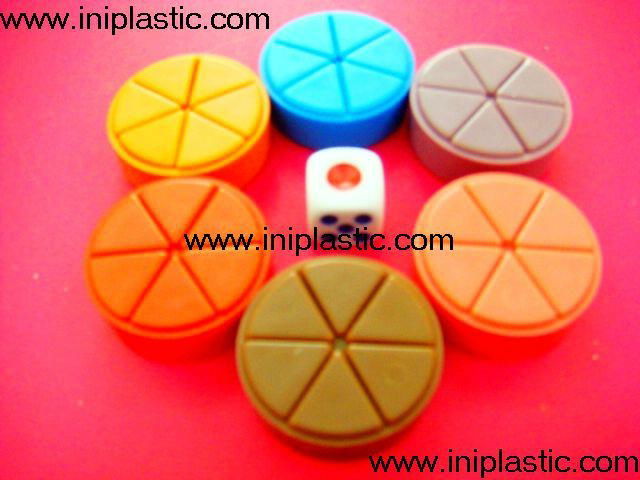 we are a board game factory making trivial pursuit game with plastic pie slices 2