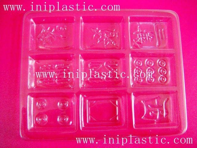 we can make special cake molds not only for pancakes but also for cupcakes with mahjiang tiles shapes