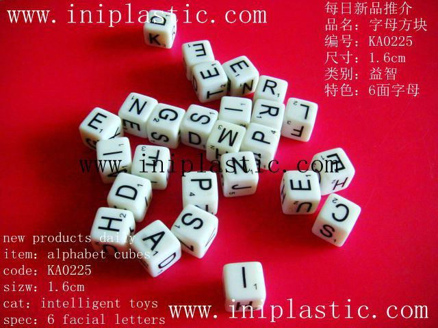 Boggle letter die English letter dice letter cubes spelling bee words seraching 2