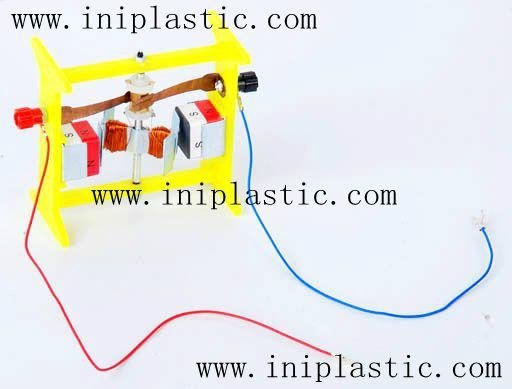 We are a plastic products factory  in China.Since 2000,we major in the OEM &ODM productions of the followings,we have our own molding shops where we can build molds at competitive price, our self-controlled workshops involve molding injection, pad printing, silk printing, assembly and packing,etc..Please see below is our catagories and attached pics are some products for your kind reference. 1)eductional school items 2)boardgames and printing 3)game accessories and chess 4)cute ducks 5)vinyl toys vinyl figurines 6)plastic molds 7)electronic gifts and gadgets 8)polyresin crafts 9)piggy banks 10)pet toys 11)keychains and topper 12)outdoor activity items 13)kitchenware bathroom and household appliance