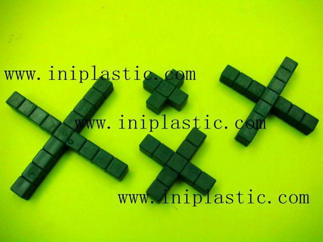 We are a plastic products factory  in China.Since 2000,we major in the OEM &ODM productions of the followings,we have our own molding shops where we can build molds at competitive price, our self-controlled workshops involve molding injection, pad printing, silk printing, assembly and packing,etc..Please see below is our catagories and attached pics are some products for your kind reference. 1)eductional school items 2)boardgames and printing 3)game accessories and chess 4)cute ducks 5)vinyl toys vinyl figurines 6)plastic molds 7)electronic gifts and gadgets 8)polyresin crafts 9)piggy banks 10)pet toys 11)keychains and topper 12)outdoor activity items 13)kitchenware bathroom and household appliance.