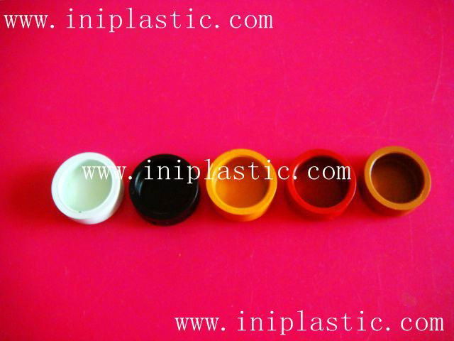 we mainly produce plastic round caps round dice cup round checkers round tokens 2