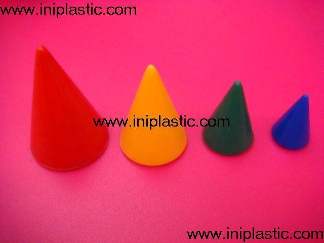 我们是一家塑胶制品厂可以开模具生产多种圆锥几何体模型和教学