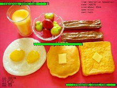我們大量生產定製塑料玩具早餐包含橙汁方包圓餅牛扒水果教育早餐