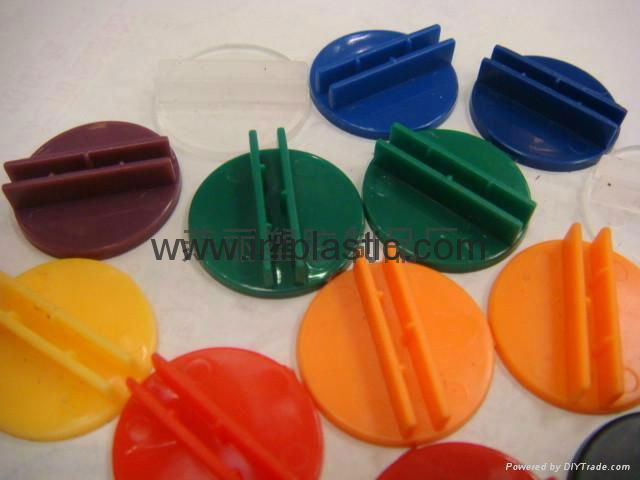 we are a plastic products factory that engages in producing game accessories which get invloved in more than 3000 kinds, we have more than 3000 sets of readymade molds in our workshop, our products can cater for your common needs and sepcial needs,