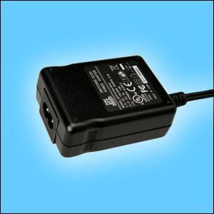 销售12V1.5A 桌面式开关电源适配器 GEO151DA-120150