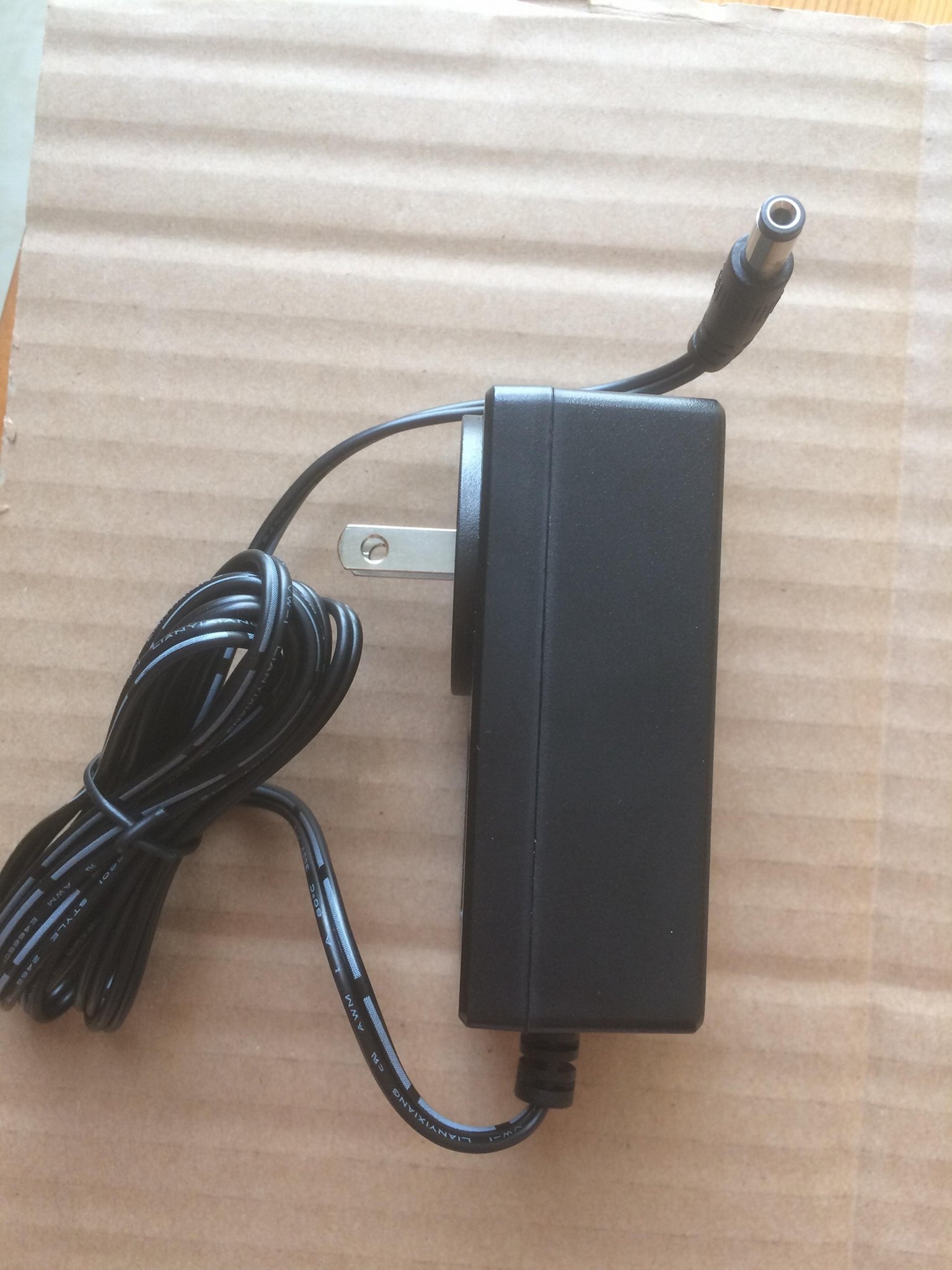 36W Wall power adapter,12V3A Wall Mount power supply 3