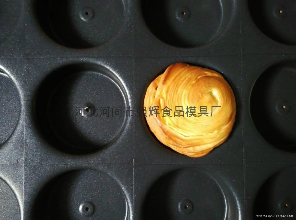 熱銷24連圓形手撕麵包烤盤 3