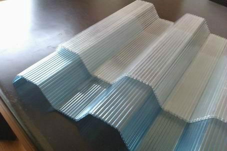 Polycarbonate sheet in corrugated sheet used for roof daylighting 2