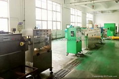 air charge hose 8 feeding  production line 