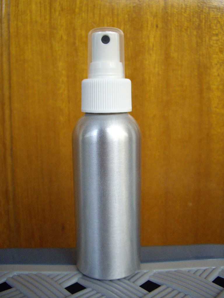 Pump for aluminum bottle