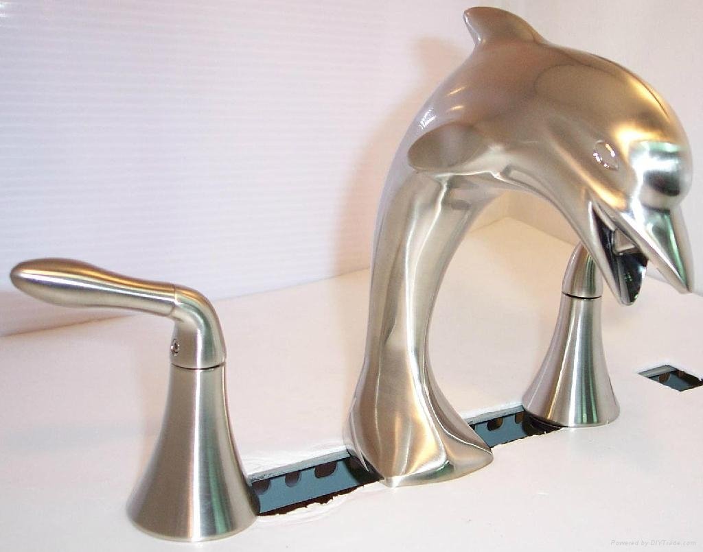 nickel chrome  dolphin baisn faucet double handles dolphin  faucet 2