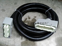 25P CABLE 13*1.5+12*0.75 HOTRUNNER MOLD