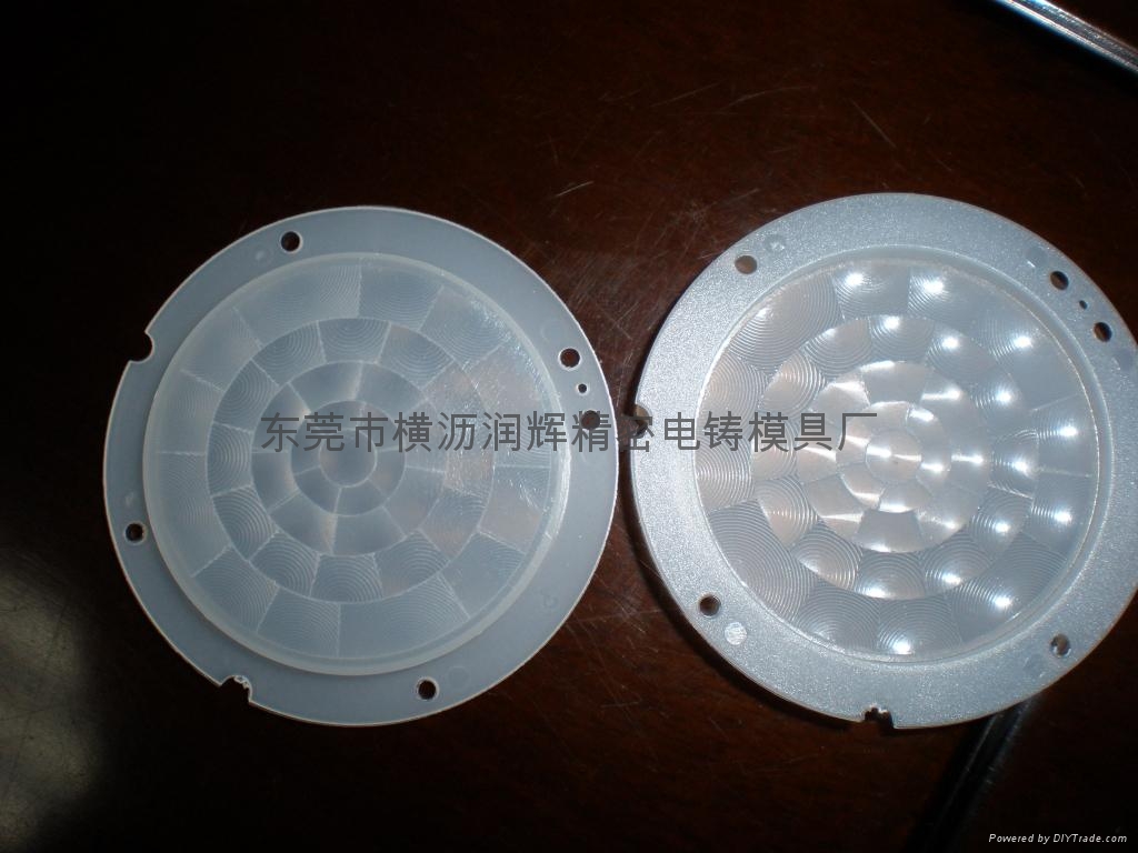 菲涅爾透鏡模具製造及產品生產 3