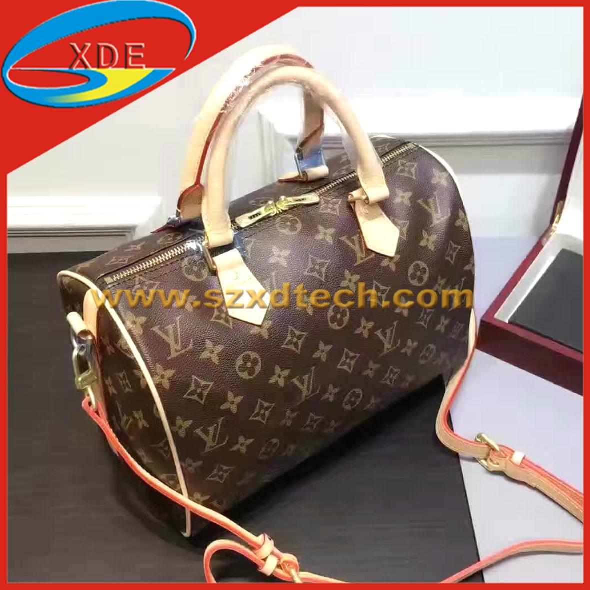 Louis Vuitton Speedy 25/30/35