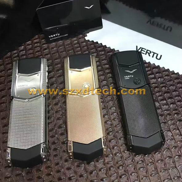 Copy Vertu Signature S, Checkered Lines, Cool GSM Phones 3