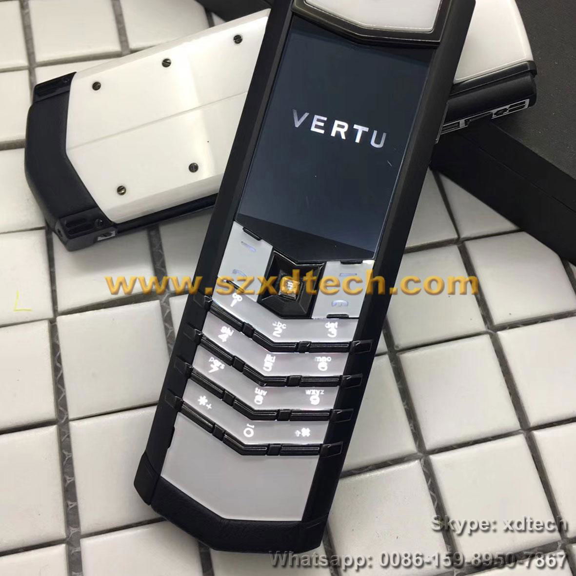 Cool Vertu Signature S, White and Black Color, Replica Vertu Mobile Phones 4