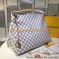 Louis Vuitton Artsy All pictures Avaliable Louis Vuitton Shoulder Bags