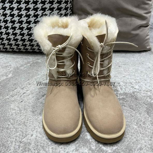 UGG Low Boots