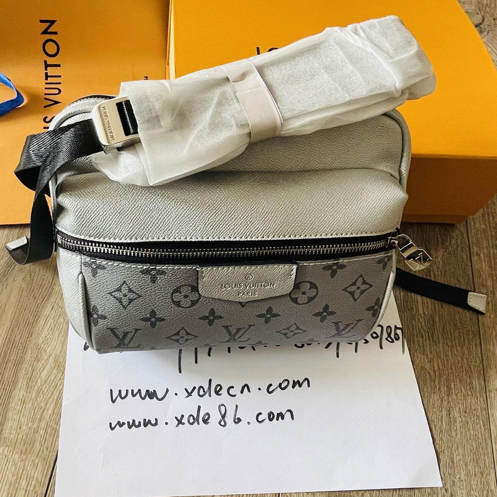 Louis Vuitton Messenger Bags