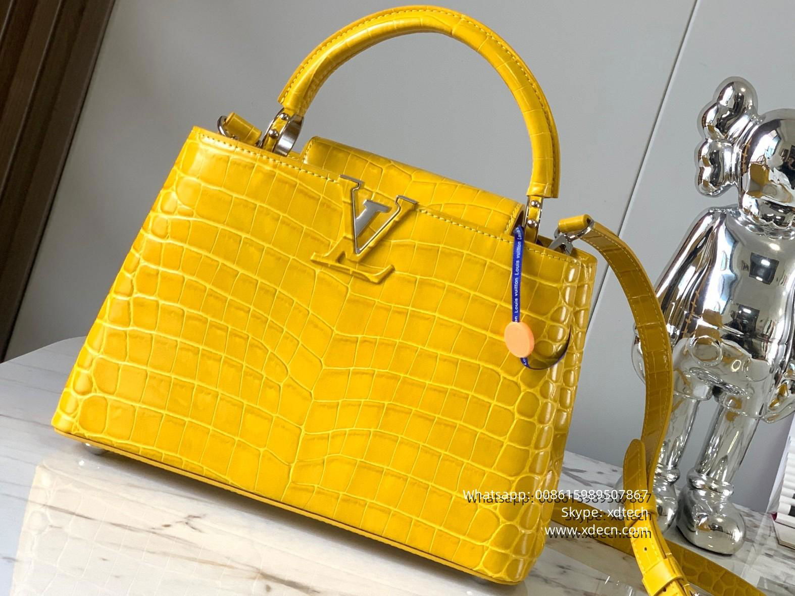 1:1 Clone Louis Vuitton Capucines Different Colors Different Sizes Avaliable
