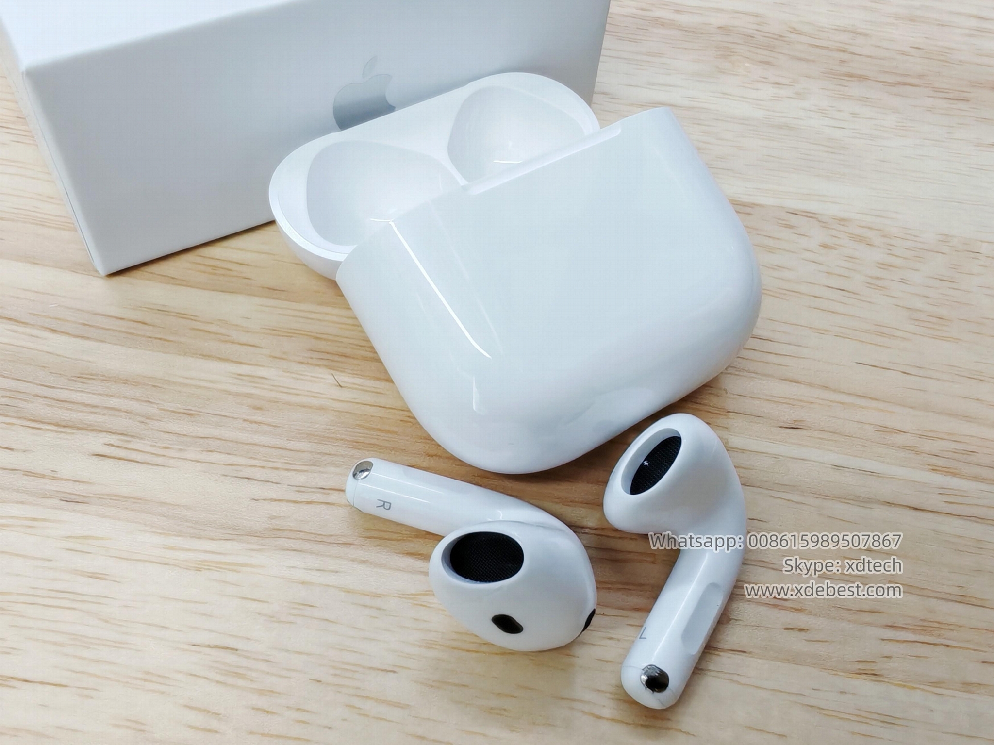 Apple AirPods 4