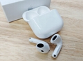 Apple AirPods 4
