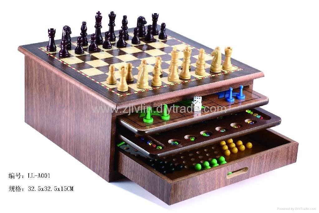 Wood game set