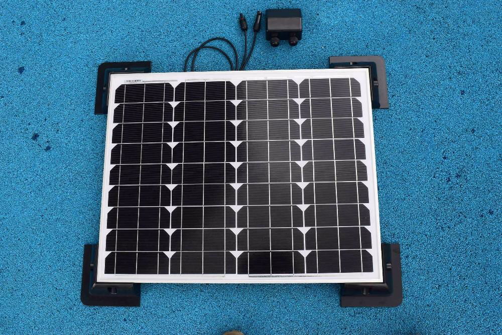 Mono Portable Generator Glass Solar Panel 18V / 20W 410 * 320 * 17mm + Black Wat 4