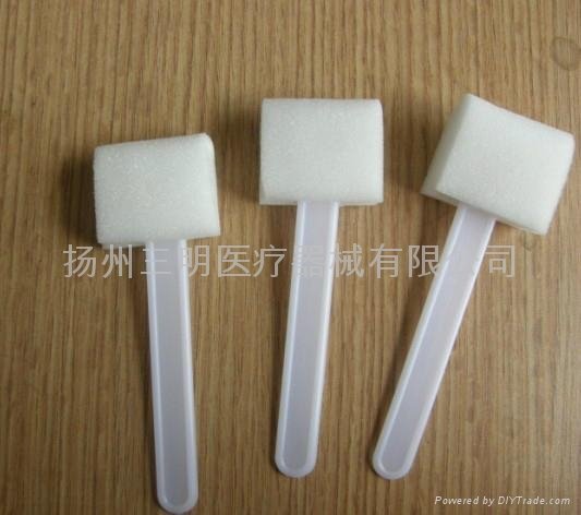 disposable sponge brush with handle use in the orthopaedic 