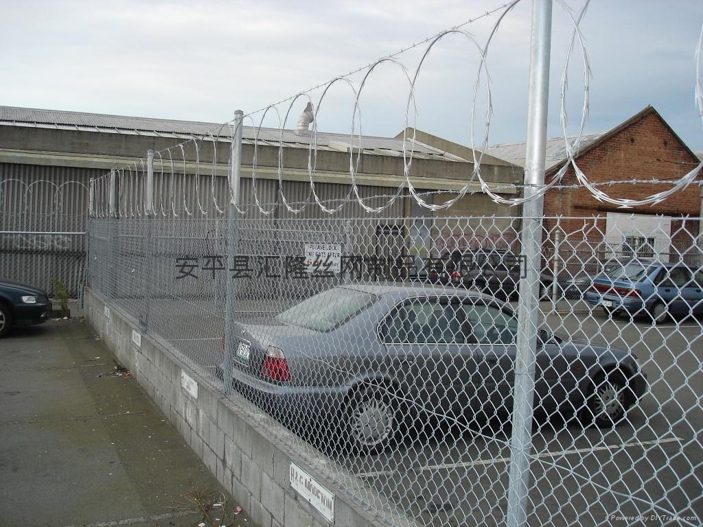 Storehouse Fencing BW-04 3