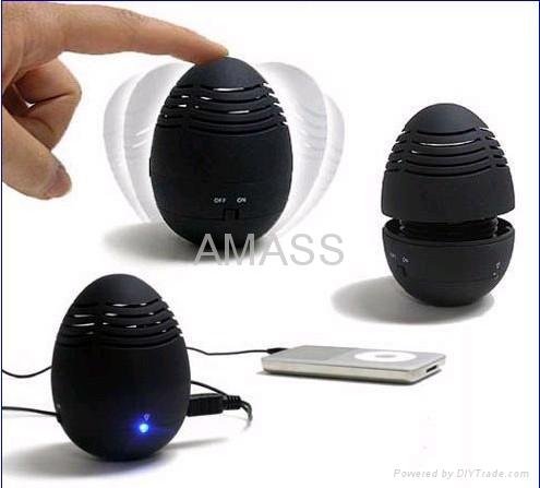 Easter Egg Tumbler mini speaker