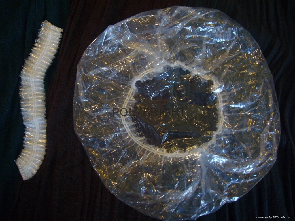 Disposable PE  and PVC shower caps 2
