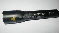 廣州高級調焦鋁合金強光手電筒