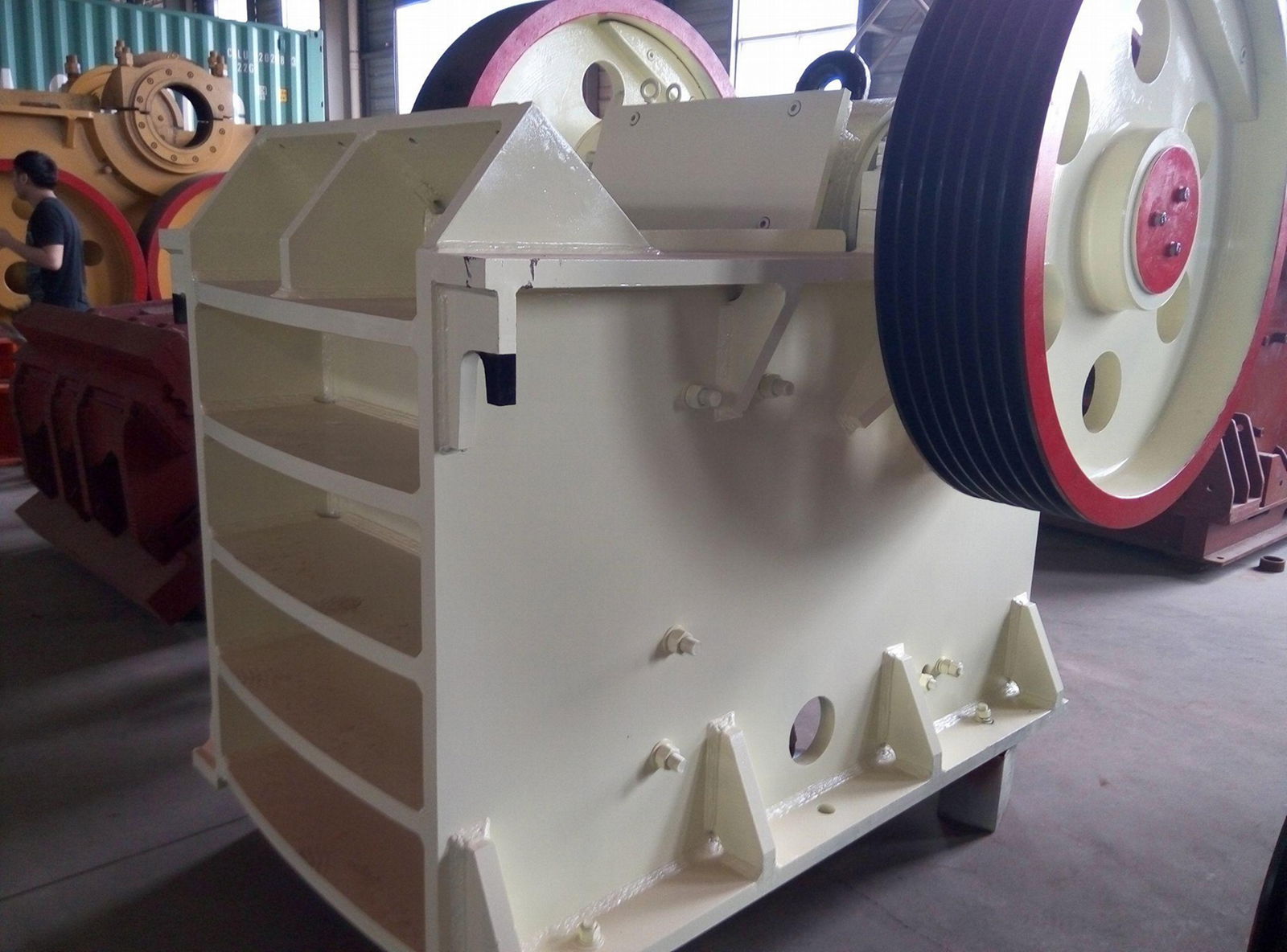   PE250x400 rock crusher  stone jaw crusher with diesel engine 2