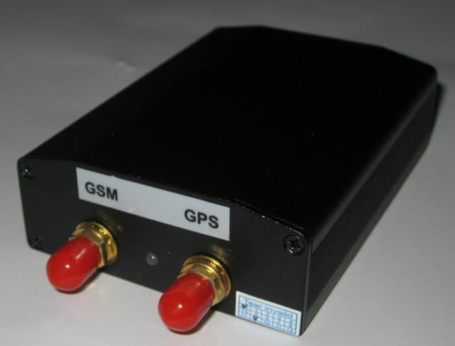 Car GPS tracker with more I/O ports