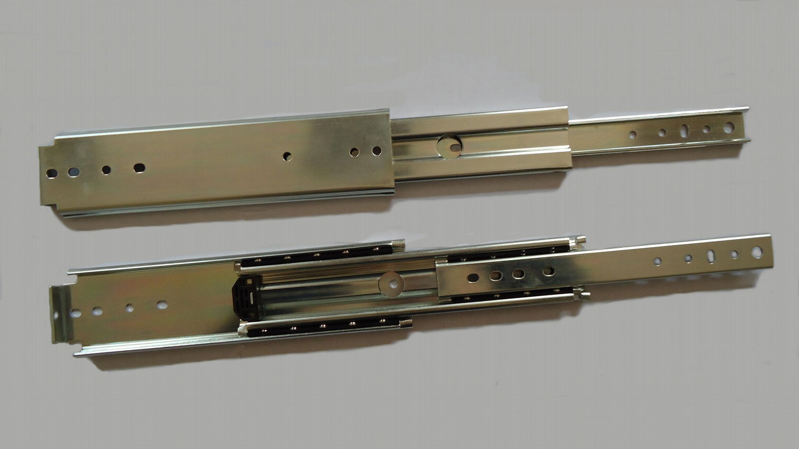 76mm Heavy duty drawer slide 2