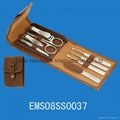 High quality manicure tool in folding pouch 