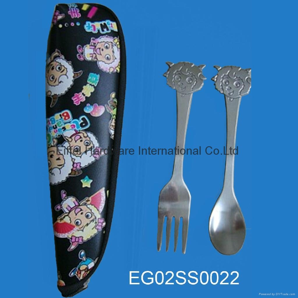 spoon and fork in pouch