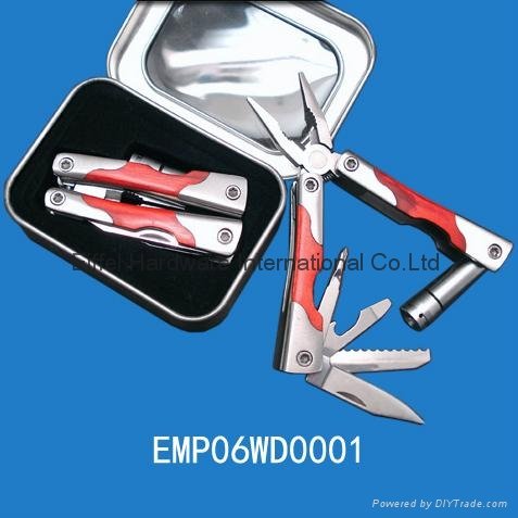 multi plier with LED torch 