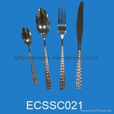 Stainless steel flatware with gold plating