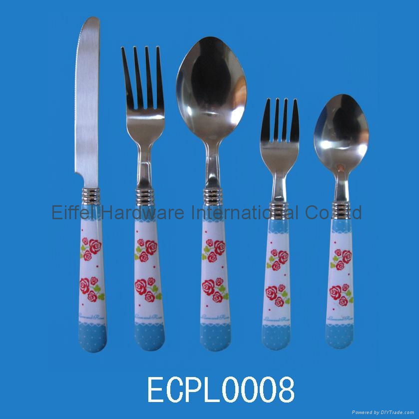 Cutlery set with plastic handle 