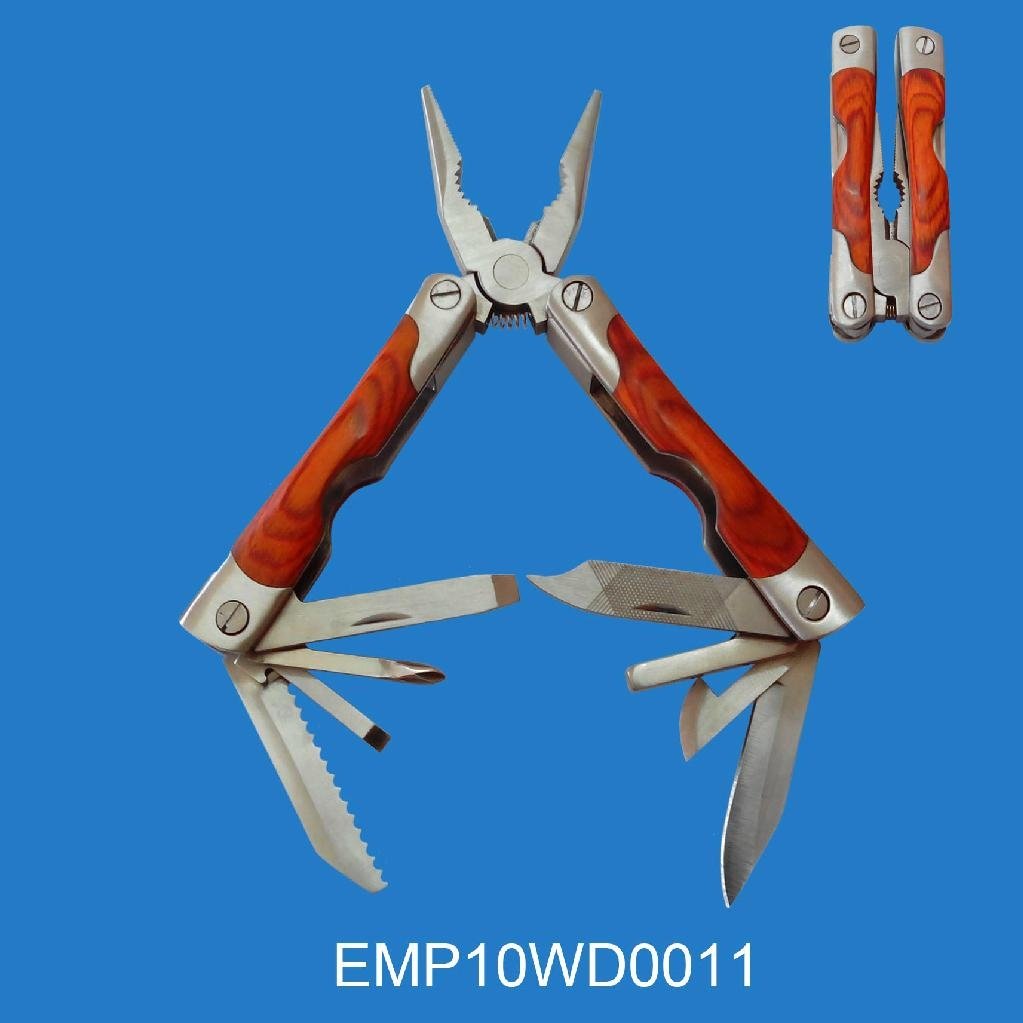 Middle size multi plier with wood handle