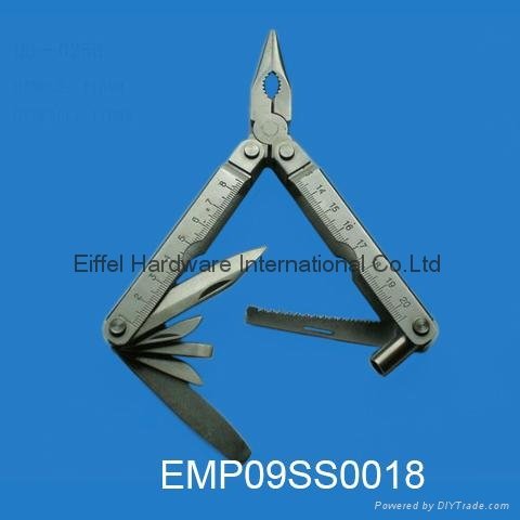 Stainless steel multi plier with ruler on handle