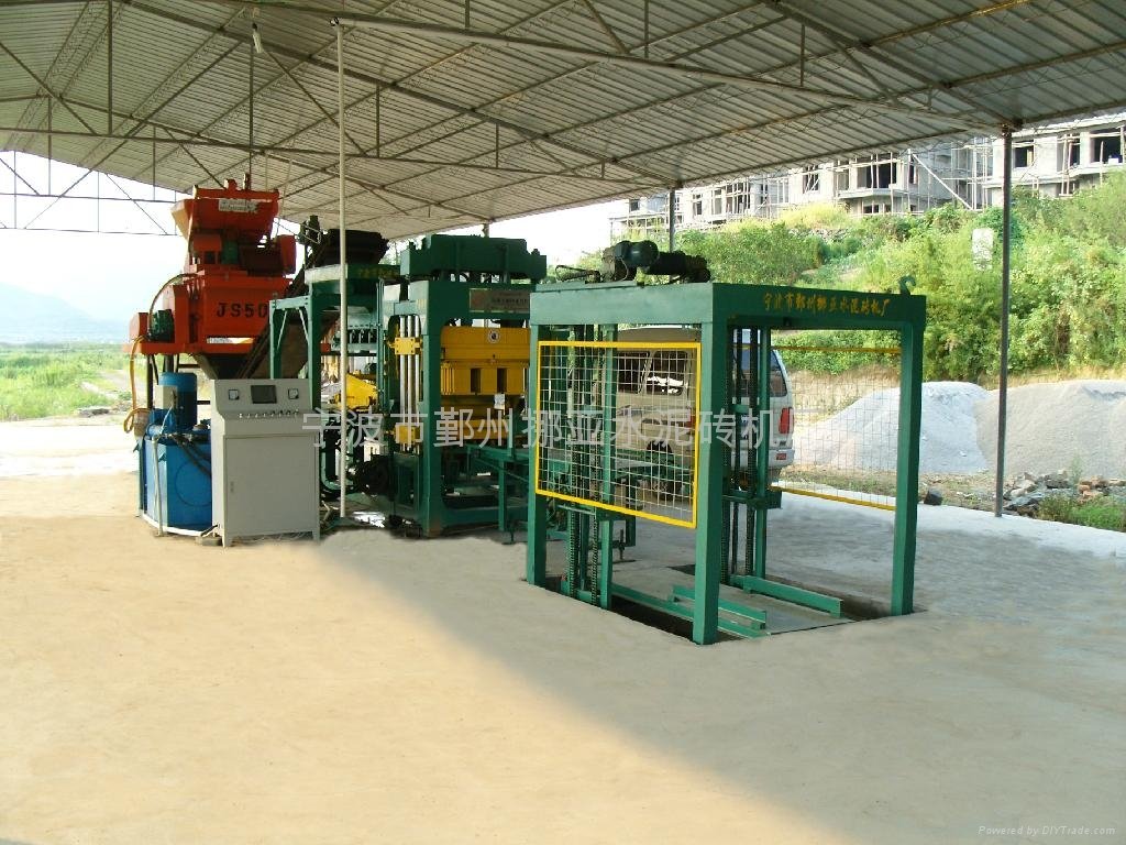 china supply QT6-15automatic cement brick machine 3