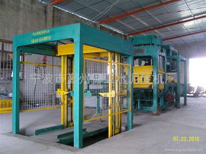 china supply QT6-15automatic cement brick machine 2