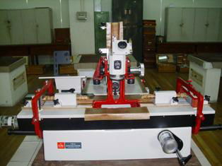 Universal Tool Microscope 2